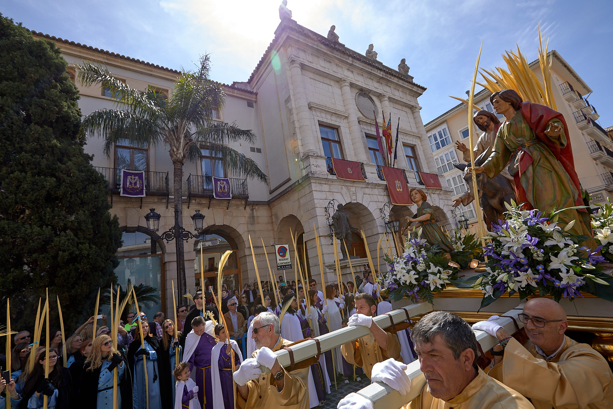 La Semana Santa de Gandia participa de las celebraciones del Corpus Christi